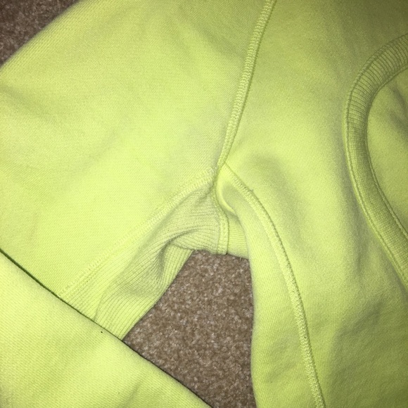 Lululemon Scuba Hoodie size 4 - Picture 5 of 5